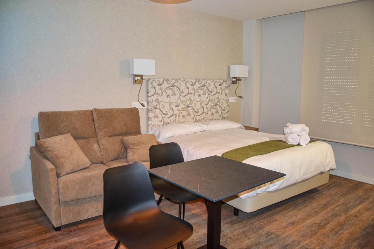 Aparthotel Essenzia De Castilla อารันดา เด ดวยโร ภายนอก รูปภาพ