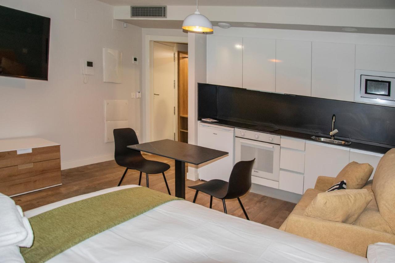 Aparthotel Essenzia De Castilla อารันดา เด ดวยโร ภายนอก รูปภาพ